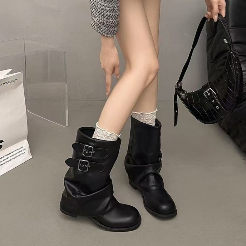 Boot Sock Slouchy - أحذية نسائية سوداء متوسطة الطول بتصميم